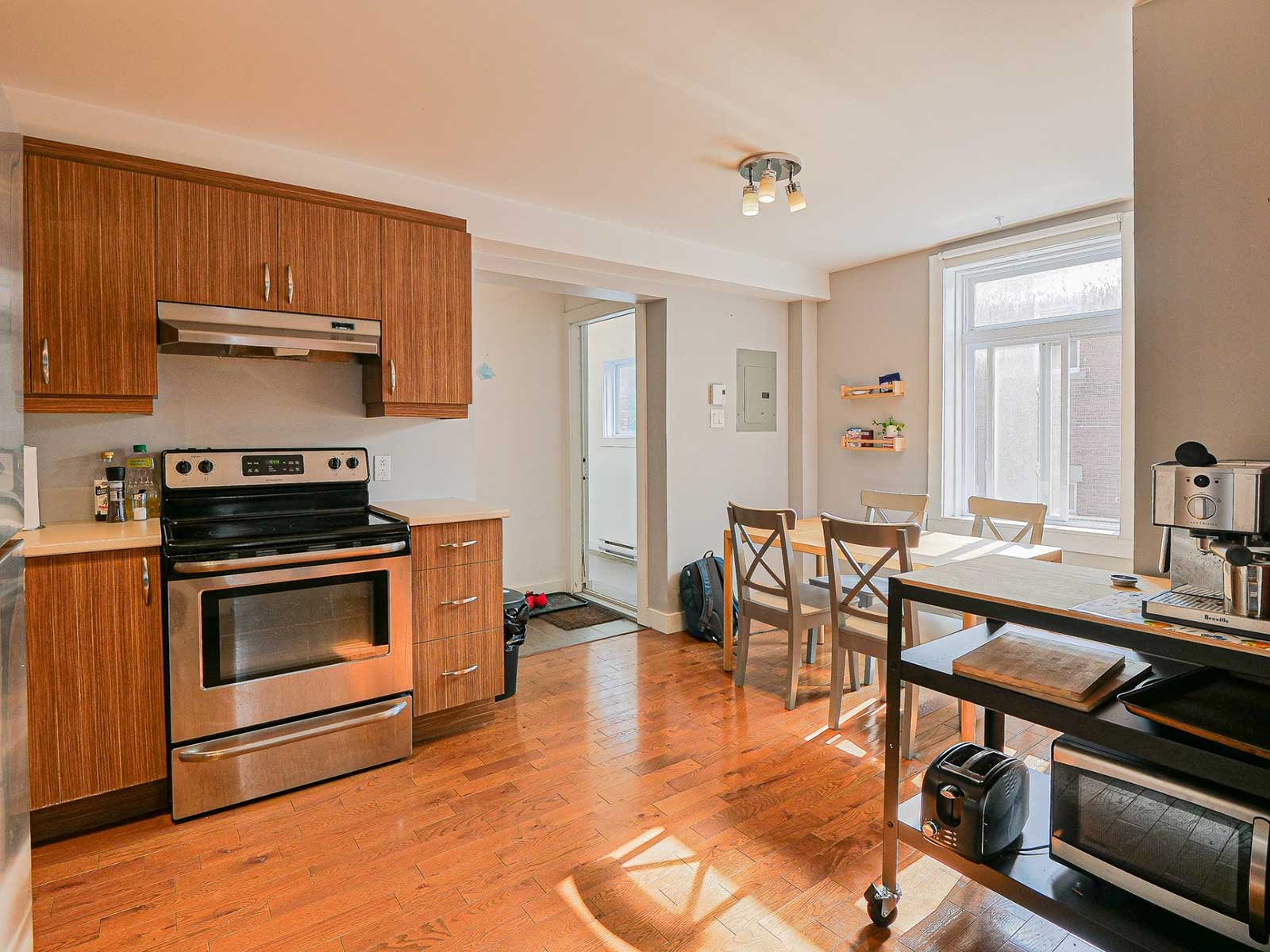 801 Rue Ste-Marguerite Le Sud-Ouest Montréal, H4C, 2 Bedrooms Bedrooms, ,1 BathroomBathrooms,Apartment,For Sale,801 Rue Ste-Marguerite Le Sud-Ouest Montréal , H4C,1017